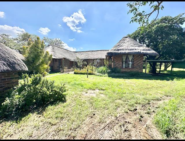 11 BEDROOM HOUSE FOR SALE IN MYNGENOEGEN AH
